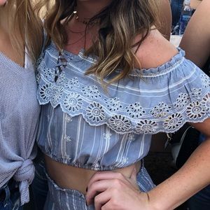 American eagle crop top